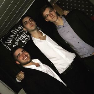 Meet your Posher, Zachary